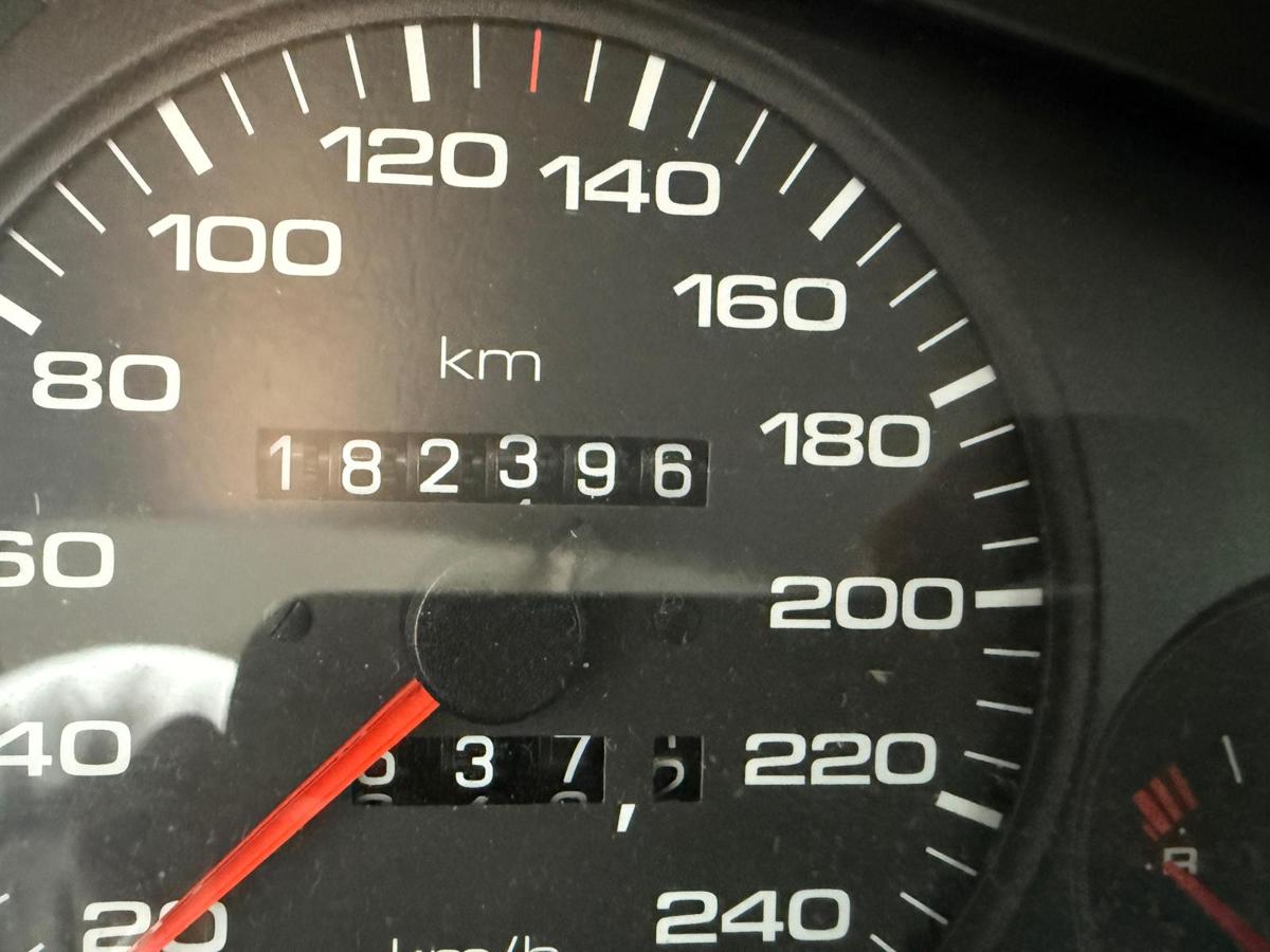 Audi 100 A6 C4 original 5 Gang Schaltgetriebe AXG 2.3 98 KW BJ91